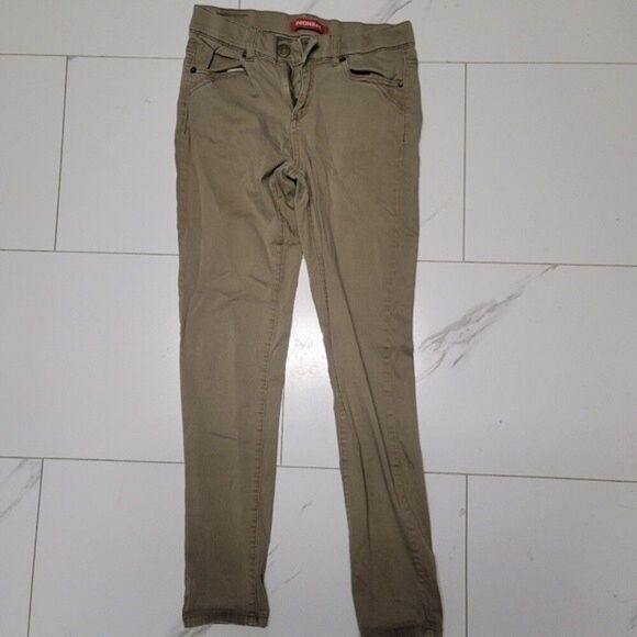 ~ womens khaki union bay pants - size 9 - Picture 1 of 3